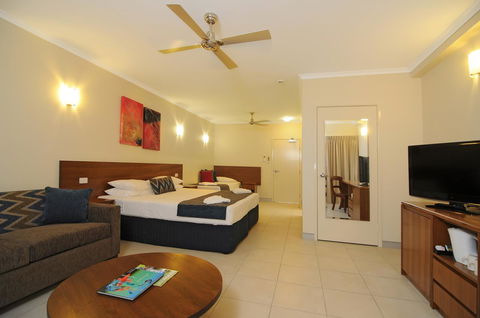 Cairns Queenslander Hotel & Apartments - Yamba Accommodation 6