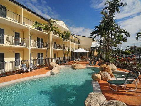 Cairns Queenslander Hotel & Apartments - Yamba Accommodation 1