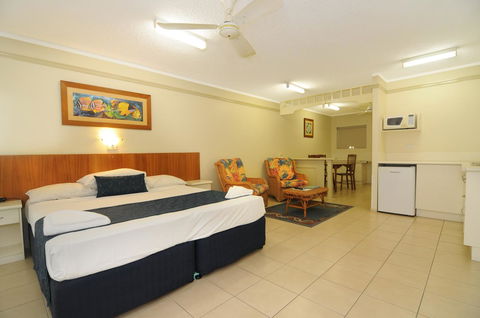 Cairns Queenslander Hotel & Apartments - Yamba Accommodation 22