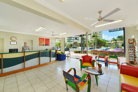 Cairns Queenslander Hotel & Apartments - Yamba Accommodation 5