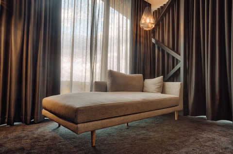 Eatons Hill Hotel - Yamba Accommodation 13