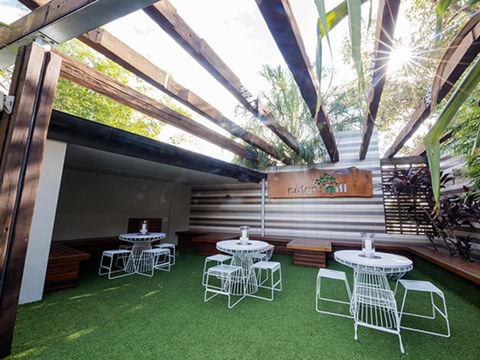Eatons Hill Hotel - Yamba Accommodation 39