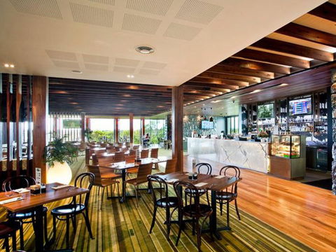Eatons Hill Hotel - Yamba Accommodation 6