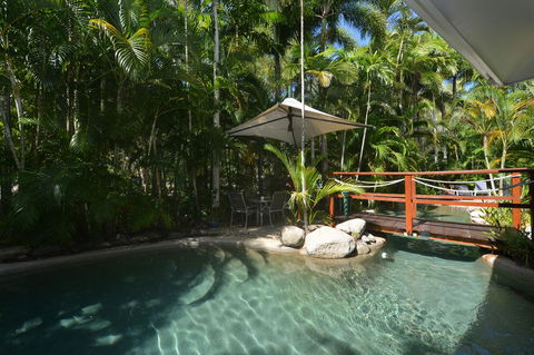 Seascape Holidays - Coral Apartments - Yamba Accommodation 0