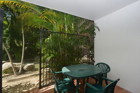 Seascape Holidays - Coral Apartments - Yamba Accommodation 32
