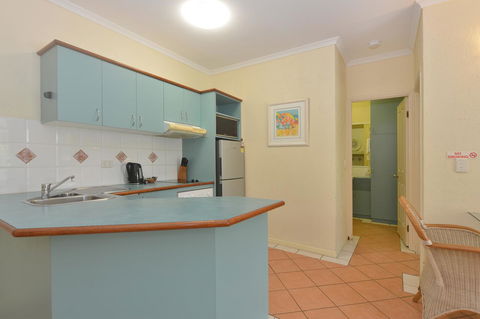 Seascape Holidays - Coral Apartments - Yamba Accommodation 17