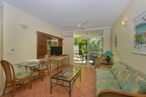 Seascape Holidays - Coral Apartments - Yamba Accommodation 31