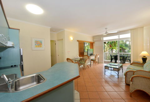 Seascape Holidays - Coral Apartments - Yamba Accommodation 18