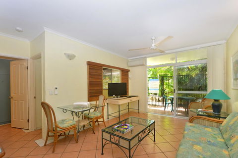 Seascape Holidays - Coral Apartments - Yamba Accommodation 30