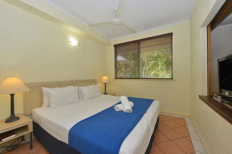 Seascape Holidays - Coral Apartments - Yamba Accommodation 8