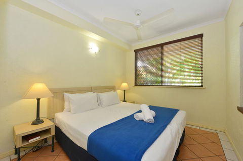 Seascape Holidays - Coral Apartments - Yamba Accommodation 26