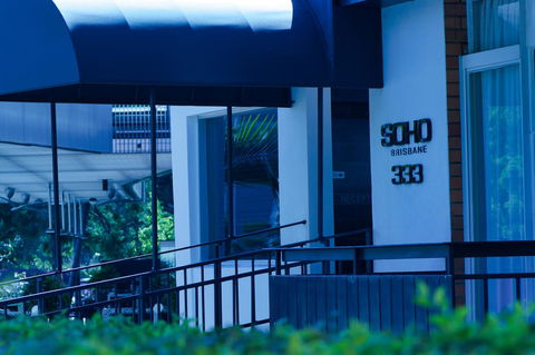 Soho Brisbane - Yamba Accommodation 11