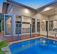 Oceans Edge Holiday Home - Yamba Accommodation