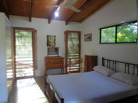 1770 Southern Cross Travellers Retreat - Yamba Accommodation 14