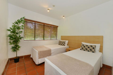 Club Tropical Resort - Official Onsite Reception & Check In - Yamba Accommodation 42