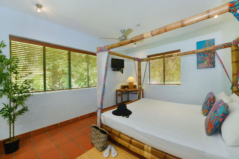 Club Tropical Resort - Official Onsite Reception & Check In - Yamba Accommodation 41