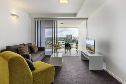 Code Apartments - Yamba Accommodation 42