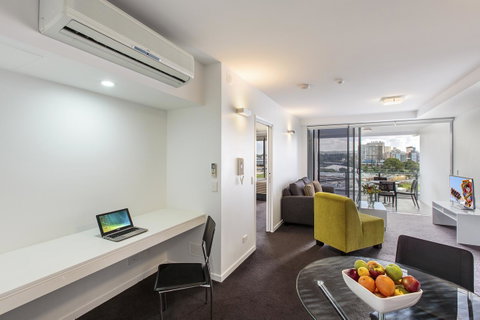 Code Apartments - Yamba Accommodation 41
