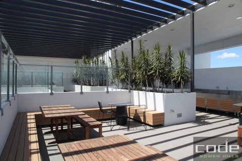 Code Apartments - Yamba Accommodation 34