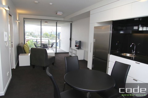 Code Apartments - Yamba Accommodation 35