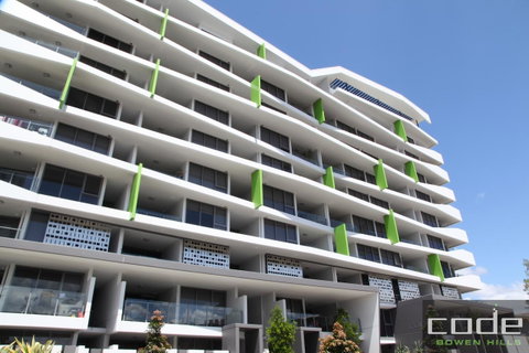 Code Apartments - Yamba Accommodation 10
