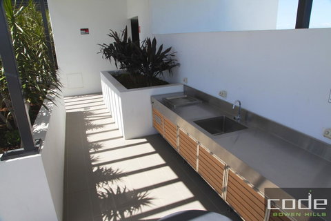 Code Apartments - Yamba Accommodation 28