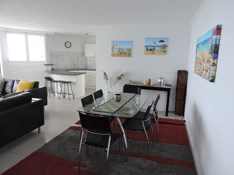 Rainbow Commodore Coolangatta - Yamba Accommodation 13
