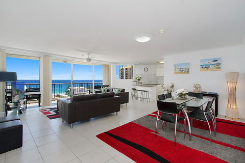 Rainbow Commodore Coolangatta - Yamba Accommodation 12