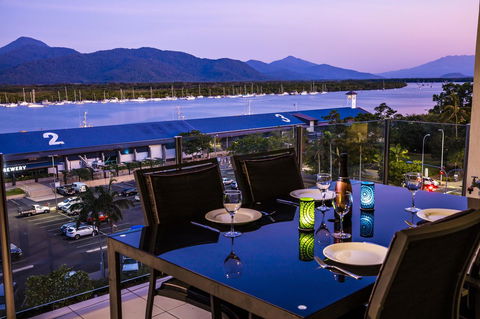 Jack And Newell Holiday Apartments - Yamba Accommodation 32
