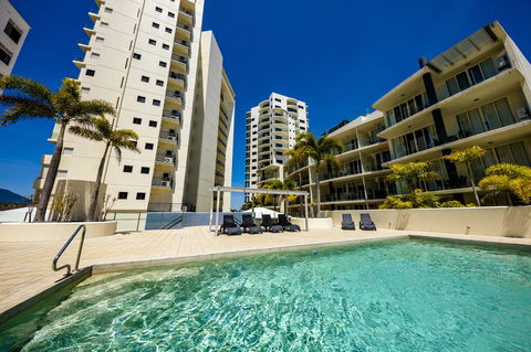 Jack And Newell Holiday Apartments - Yamba Accommodation 9