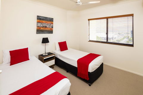 Jack And Newell Holiday Apartments - Yamba Accommodation 21