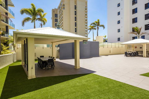 Jack And Newell Holiday Apartments - Yamba Accommodation 5