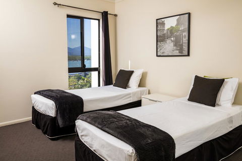 Jack And Newell Holiday Apartments - Yamba Accommodation 39