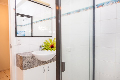 Cylinder Beach Mooloomba Unit 3 - Yamba Accommodation 11