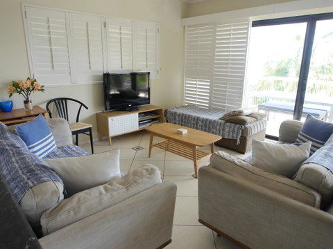 Cylinder Beach Mooloomba Unit 3 - Yamba Accommodation 5