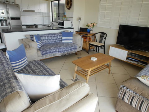 Cylinder Beach Mooloomba Unit 3 - Yamba Accommodation 4