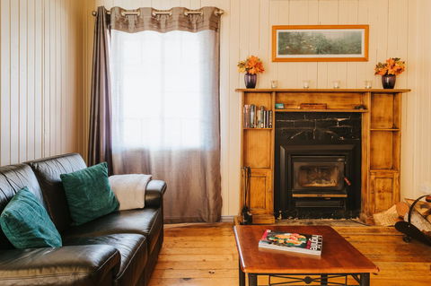 Apple Blossom Cottages - Yamba Accommodation 4