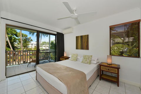 Tropical Reef Apartments - Yamba Accommodation 15