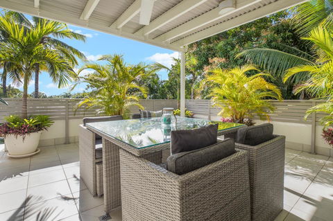 Tropical Reef Apartments - Yamba Accommodation 3
