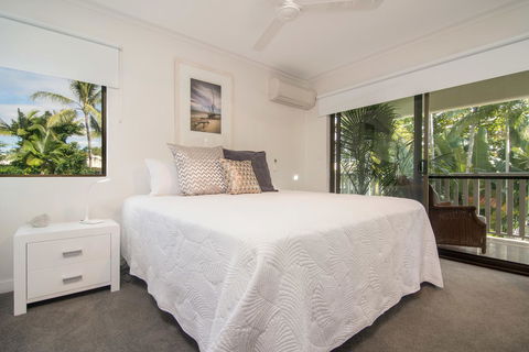 Tropical Reef Apartments - Yamba Accommodation 7