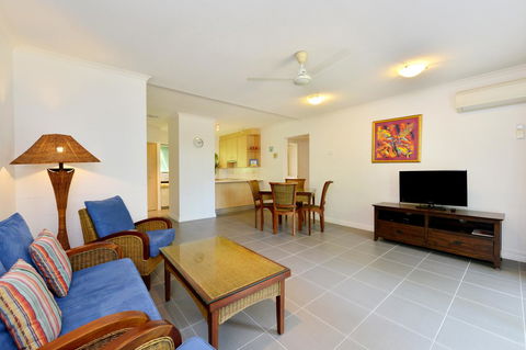 Tropical Reef Apartments - Yamba Accommodation 29
