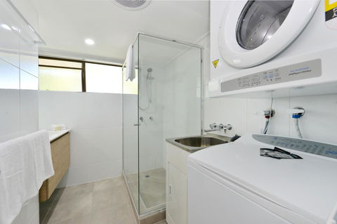 Tropical Reef Apartments - Yamba Accommodation 18