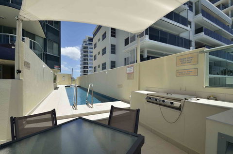 Malibu Apartments - Yamba Accommodation 24