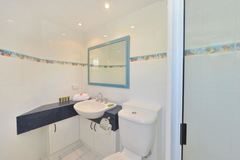 Driftwood Mantaray - Official Onsite Reception And Check In - Yamba Accommodation 29