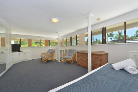Driftwood Mantaray - Official Onsite Reception And Check In - Yamba Accommodation 35