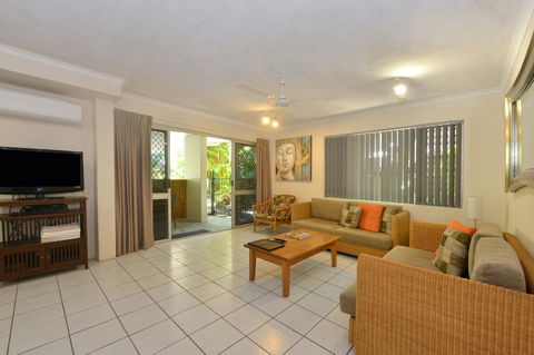 Driftwood Mantaray - Official Onsite Reception And Check In - Yamba Accommodation 18
