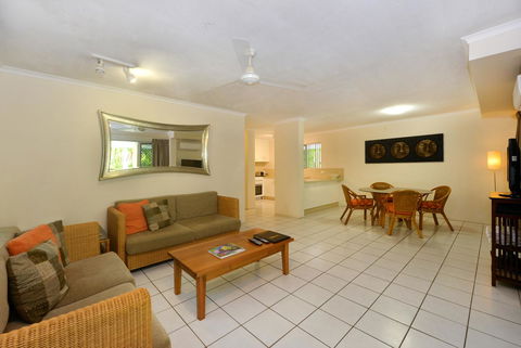 Driftwood Mantaray - Official Onsite Reception And Check In - Yamba Accommodation 13