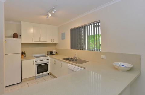Driftwood Mantaray - Official Onsite Reception And Check In - Yamba Accommodation 16