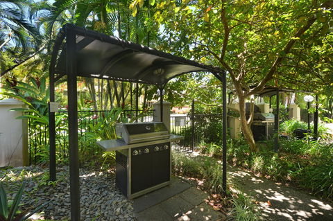 Driftwood Mantaray - Official Onsite Reception And Check In - Yamba Accommodation 0