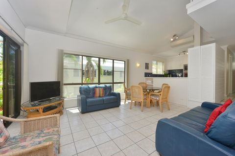 Driftwood Mantaray - Official Onsite Reception And Check In - Yamba Accommodation 40